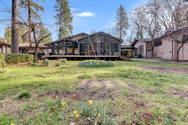 13757 Seven Cedars Dr, Grass Valley, CA 95945