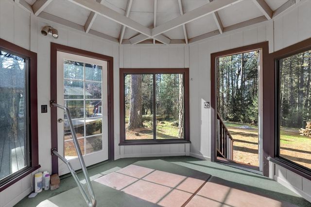 13757 Seven Cedars Dr, Grass Valley, CA 95945