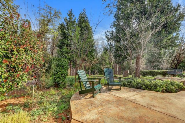13757 Seven Cedars Dr, Grass Valley, CA 95945