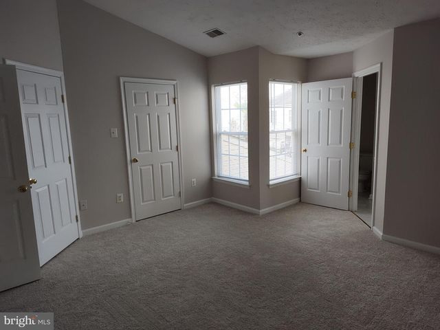 5032 FINSBURY RD, Rosedale, MD 21237