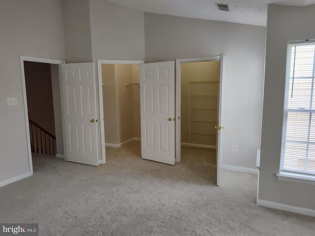 5032 FINSBURY RD, Rosedale, MD 21237