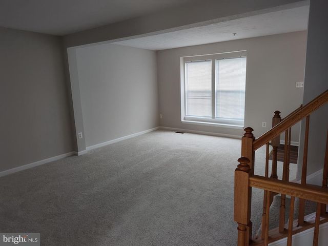 5032 FINSBURY RD, Rosedale, MD 21237