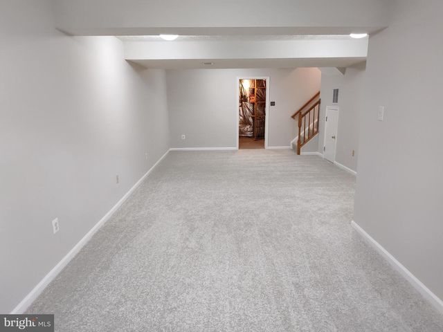 5032 FINSBURY RD, Rosedale, MD 21237