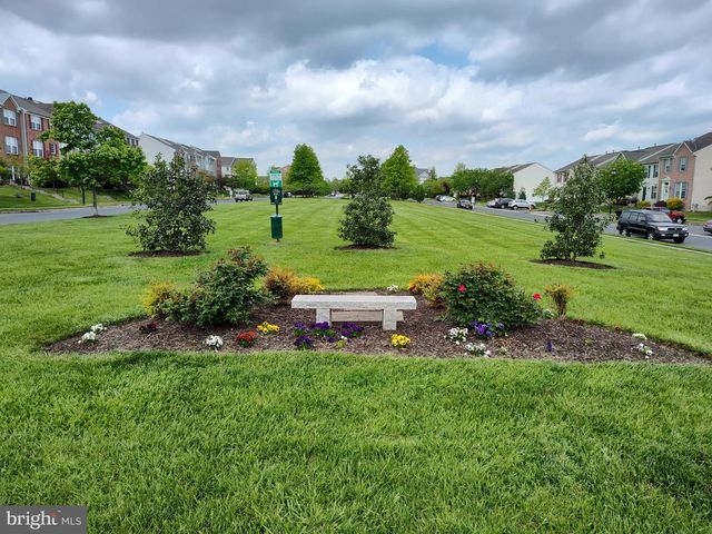 5032 FINSBURY RD, Rosedale, MD 21237