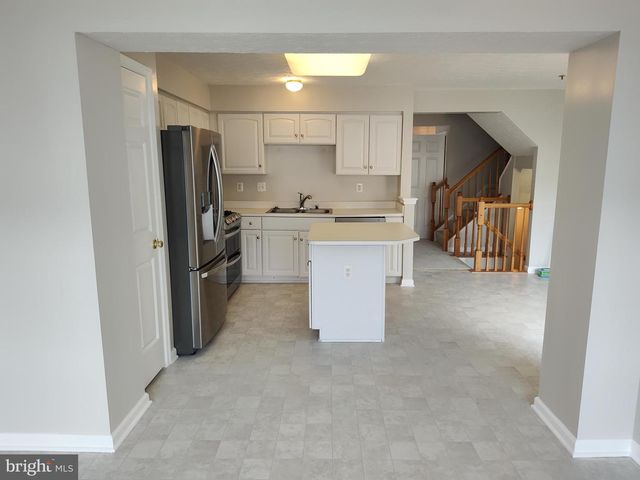 5032 FINSBURY RD, Rosedale, MD 21237