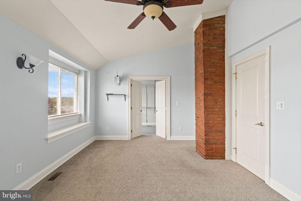 Image 23 of property listing at 726 GREEN ST, Havre De Grace, MD 21078