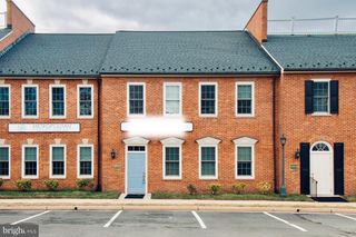 10509 BRADDOCK RD #2A, Fairfax, VA 22032