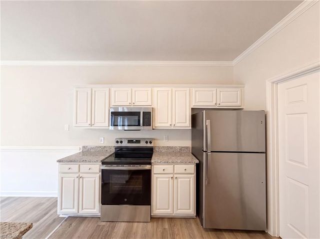 4100 Birchgarden Drive, High Point, NC 27265