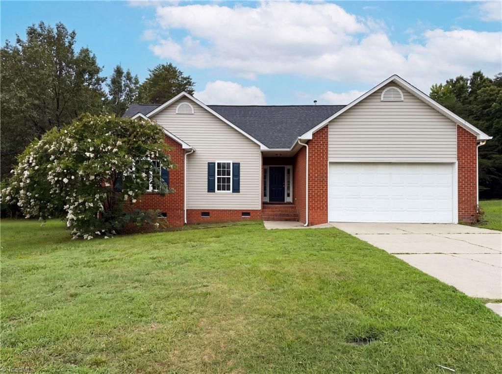 4100 Birchgarden Drive, High Point, NC 27265