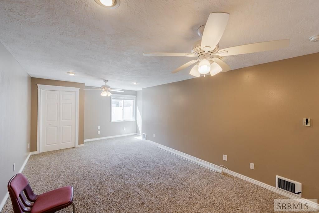 Image 15 of property listing at 3217 Disney Drive, Idaho Falls, ID 83404
