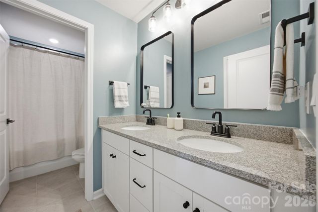 5821 Casper Drive, Charlotte, NC 28214