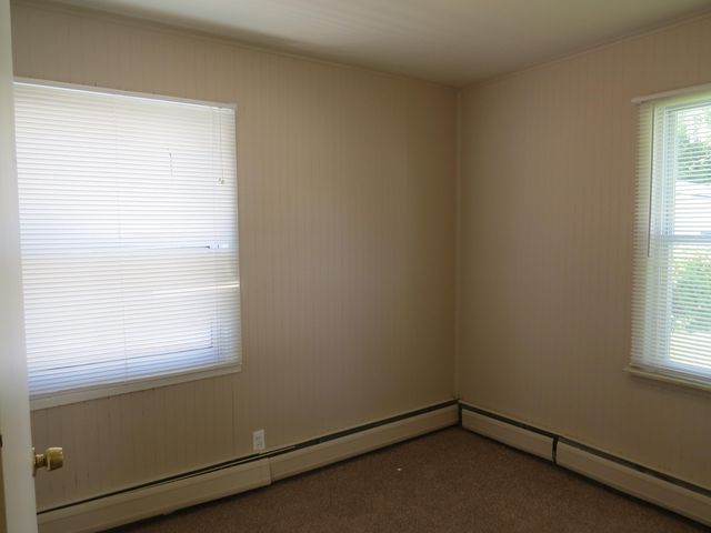 26307 Woodmont Street, Roseville, MI 48066