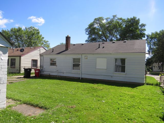 26307 Woodmont Street, Roseville, MI 48066