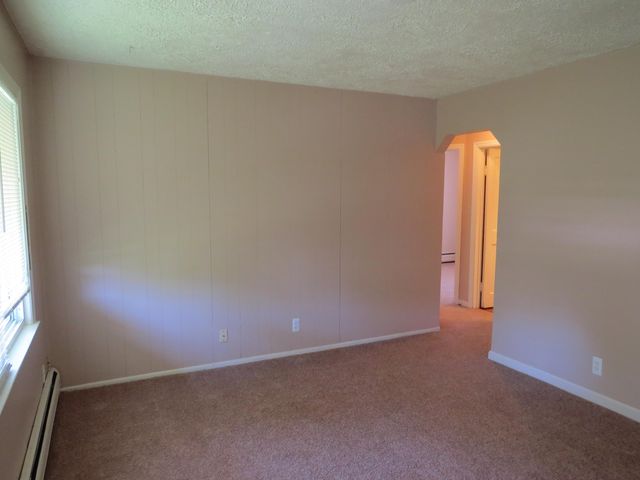 26307 Woodmont Street, Roseville, MI 48066