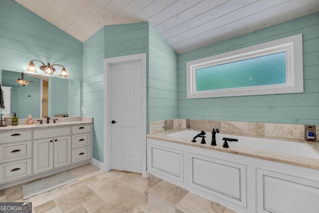 102 Pine Tree Trace, Lavonia, GA 30553