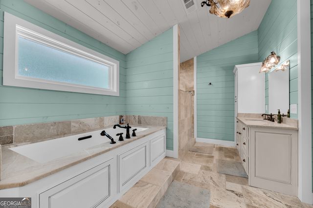 102 Pine Tree Trace, Lavonia, GA 30553