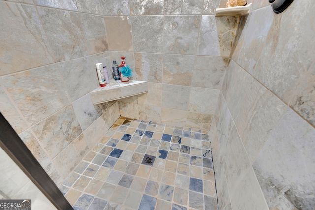 102 Pine Tree Trace, Lavonia, GA 30553