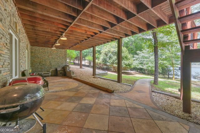 102 Pine Tree Trace, Lavonia, GA 30553