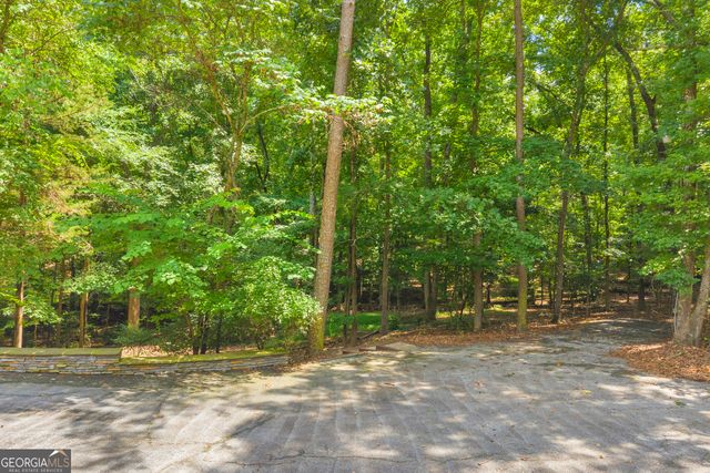 102 Pine Tree Trace, Lavonia, GA 30553