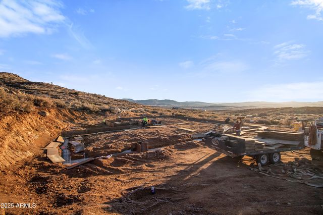 750 S Grant Woods Parkway, Dewey, AZ 86327