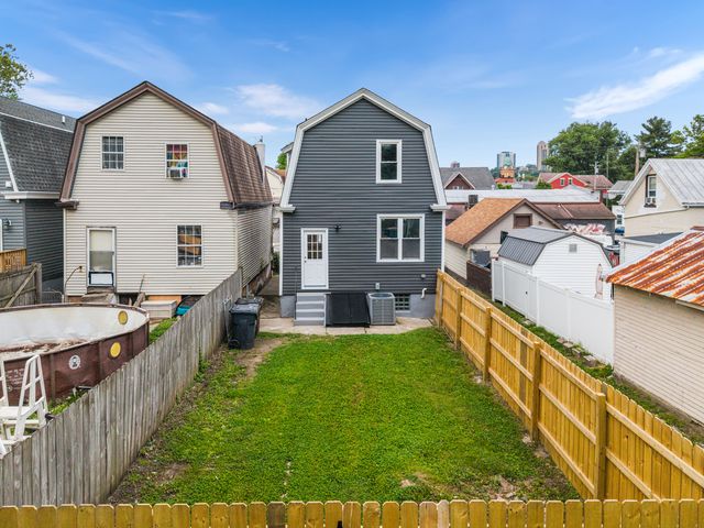 607 Main Street, Dayton, KY 41074