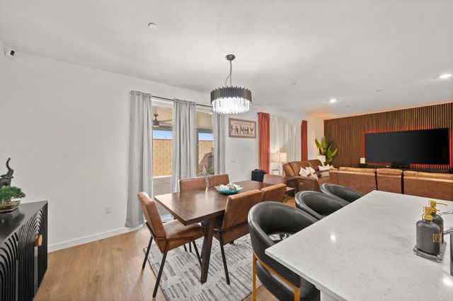 8488 Anker Way, Elk Grove, CA 95757