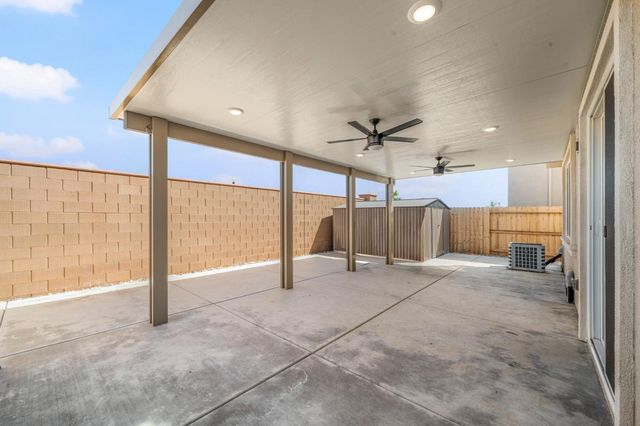 8488 Anker Way, Elk Grove, CA 95757