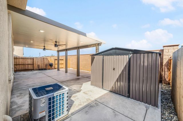 8488 Anker Way, Elk Grove, CA 95757