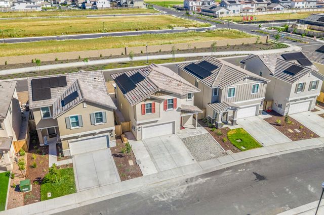 8488 Anker Way, Elk Grove, CA 95757