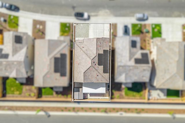 8488 Anker Way, Elk Grove, CA 95757