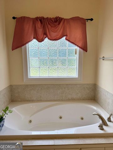 115 Spring Lake Circle, Brunswick, GA 31525