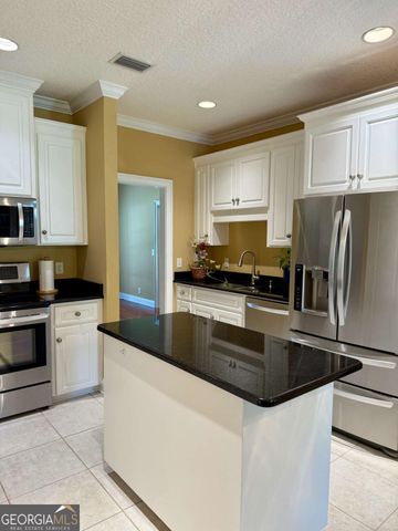 115 Spring Lake Circle, Brunswick, GA 31525