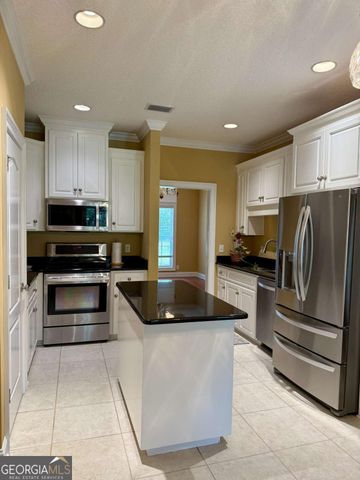 115 Spring Lake Circle, Brunswick, GA 31525