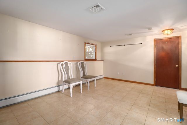 21 Rolling Glen Drive, New Milford, CT 06776