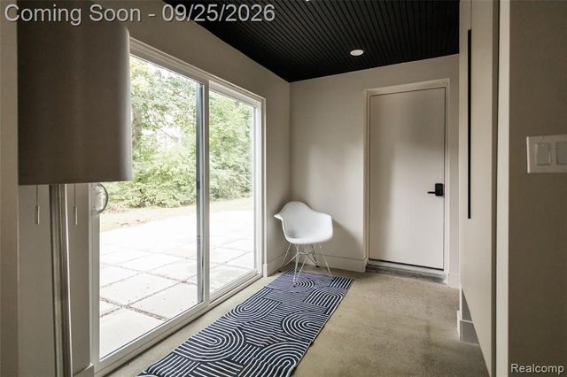 10300 Oak Park Boulevard, Oak Park, MI 48237