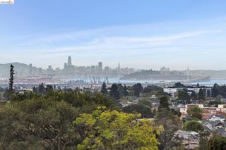 5710 Margarido Dr, Oakland, CA 94618