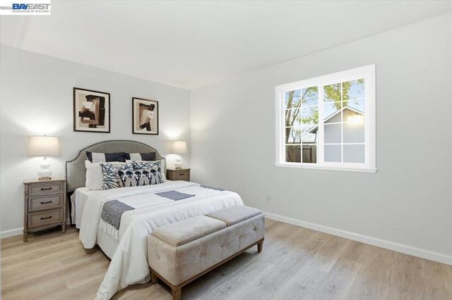 7447 7447 Tamarack Dr, Dublin, CA 94568