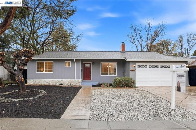 7447 7447 Tamarack Dr, Dublin, CA 94568