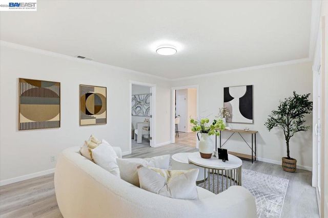 7447 7447 Tamarack Dr, Dublin, CA 94568