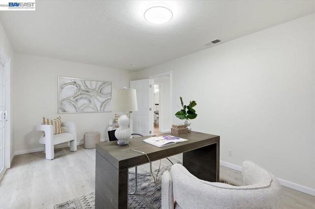 7447 7447 Tamarack Dr, Dublin, CA 94568