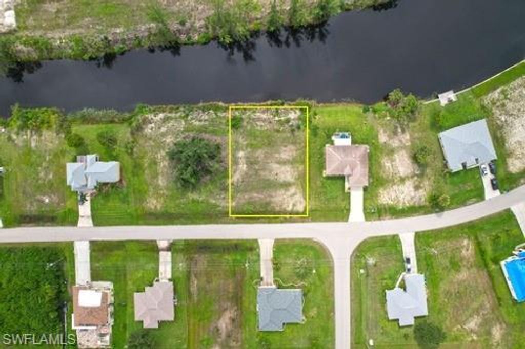 3810 NE 17th AVE, CAPE CORAL, FL 33909 — photo 4