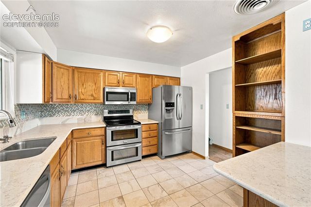 540 Starlite Drive, Pueblo, CO 81005