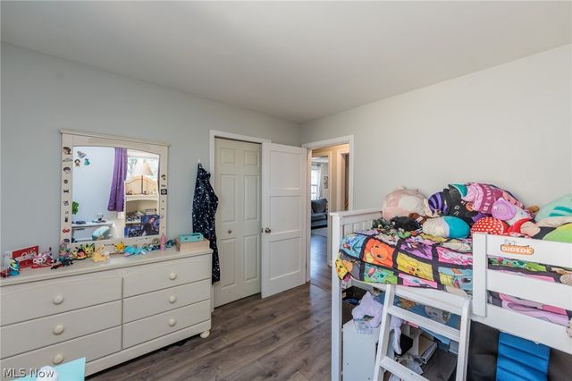 838 Warwick Drive, Sheffield Lake, OH 44054