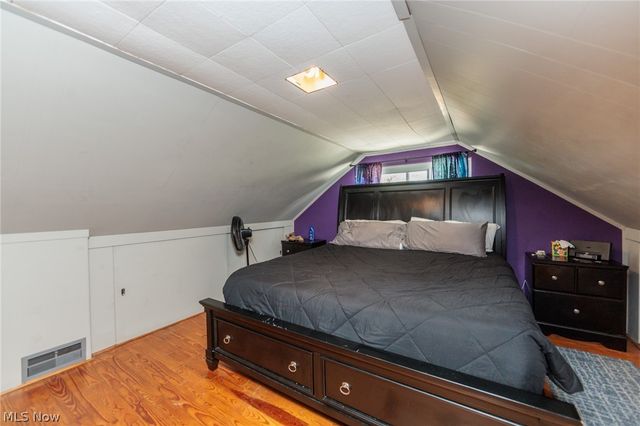838 Warwick Drive, Sheffield Lake, OH 44054