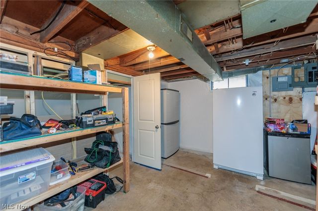 838 Warwick Drive, Sheffield Lake, OH 44054