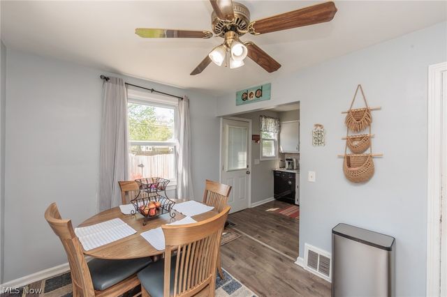 838 Warwick Drive, Sheffield Lake, OH 44054