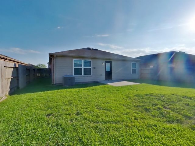 317 Summer Horse Drive, La Marque, TX 77568