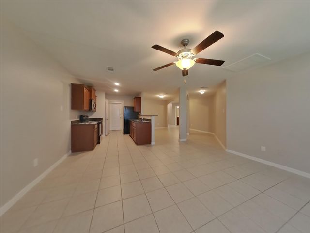 317 Summer Horse Drive, La Marque, TX 77568