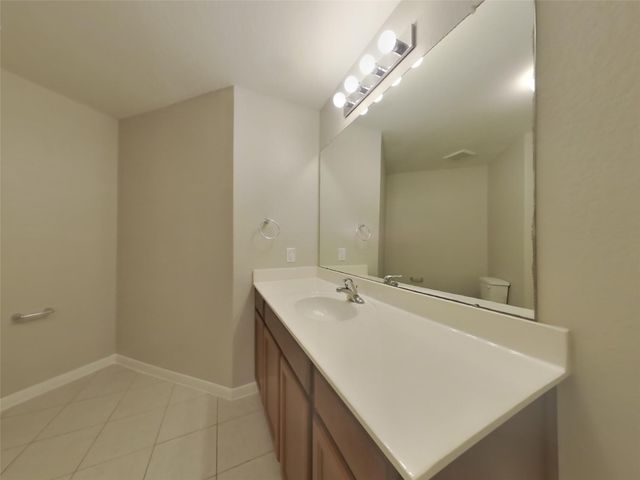 317 Summer Horse Drive, La Marque, TX 77568