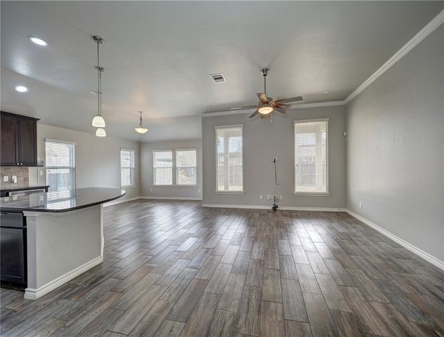 7826 Fort Griffen Dr, Corpus Christi, TX 78414